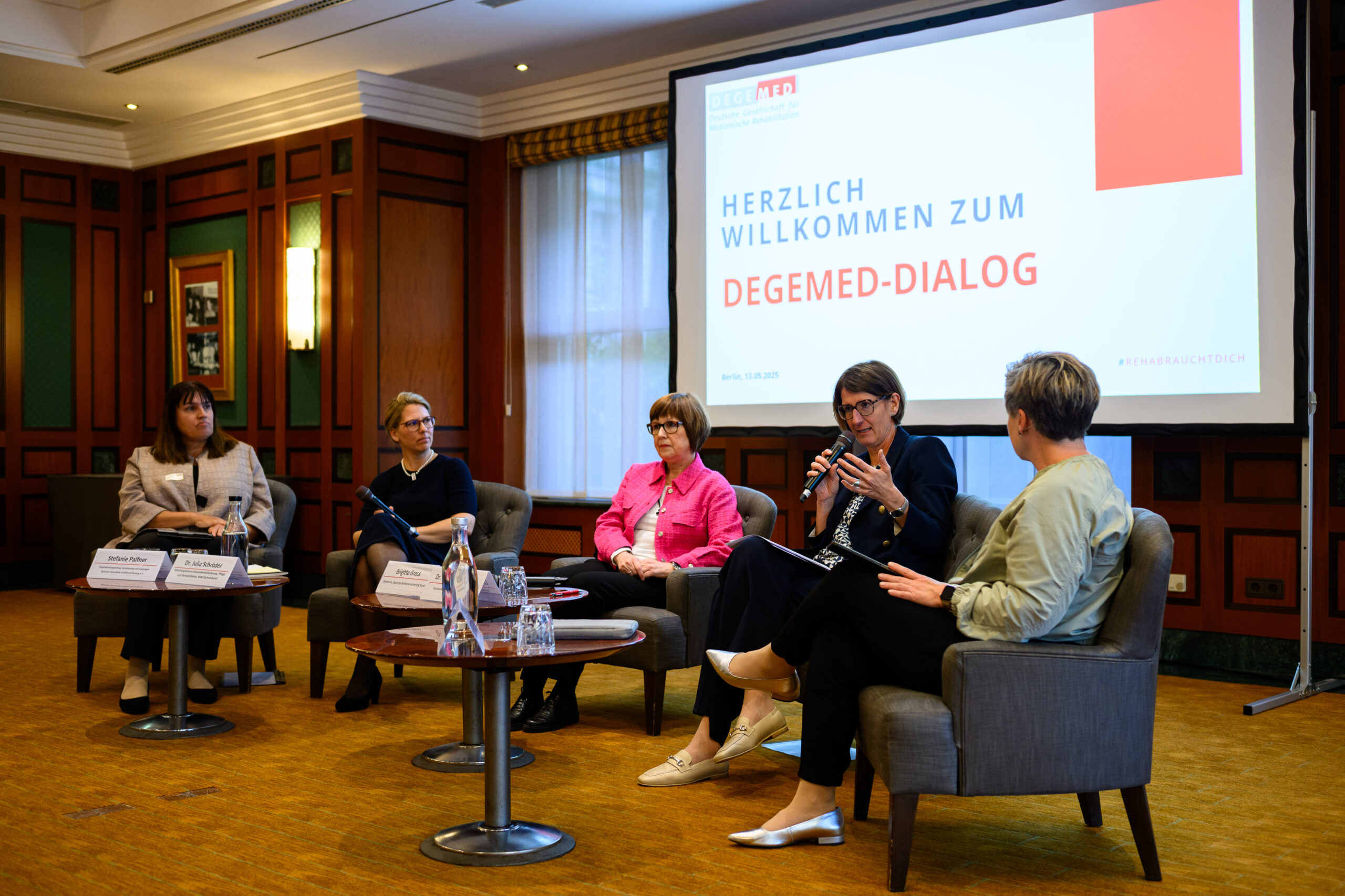 DEGEMED-Dialog bringt zentrale Akteure der Prävention zusammen